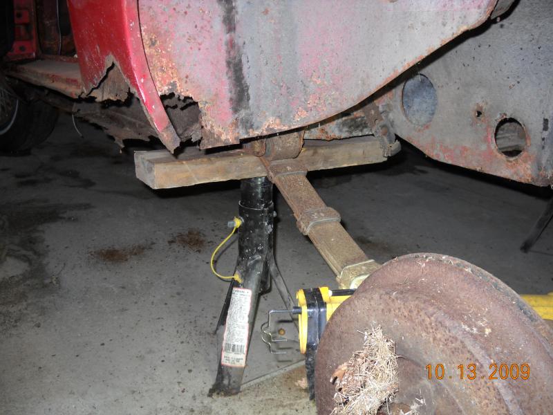 Removing rear suspension 03.jpg